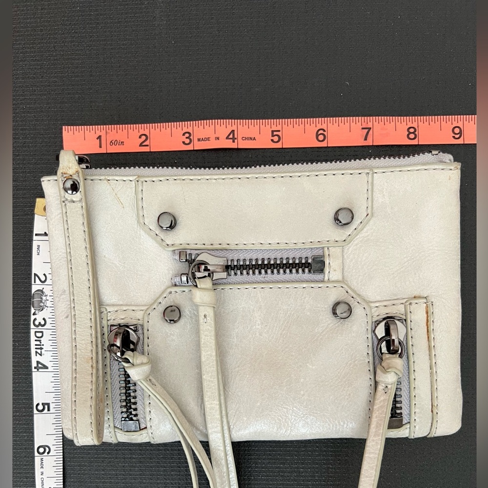 Botkier Logan Convertible Crossbody bag. Light Gray. - Picture 6 of 10